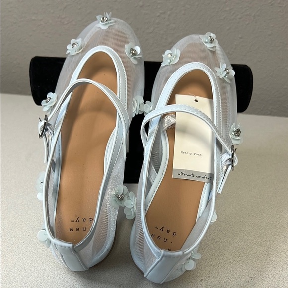 A New Day Light Blue Sheer Floral Flats - Picture 3 of 7